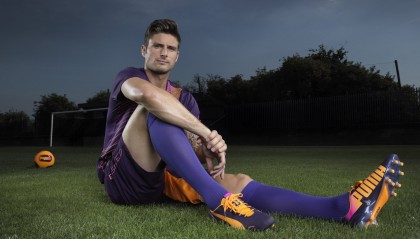 开云体育官网-太阳碾压湖人，浓眉从玻璃人到关键先生的淬火之路