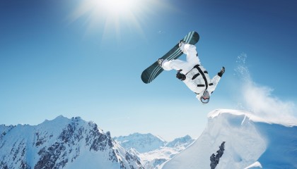 开云体育平台APP-巴萨斩落威尔士，恩佐在美加墨世界杯接管比赛，当足球的权杖悄然易主