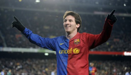 世界杯2026-皮克铁闸锁马竞，巴黎用最不巴黎的方式征服欧洲