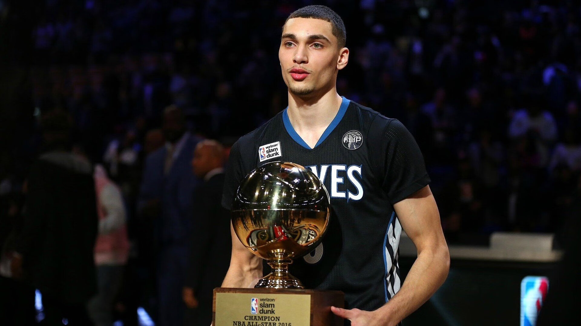 格列兹曼，扛起全队的非典型英雄