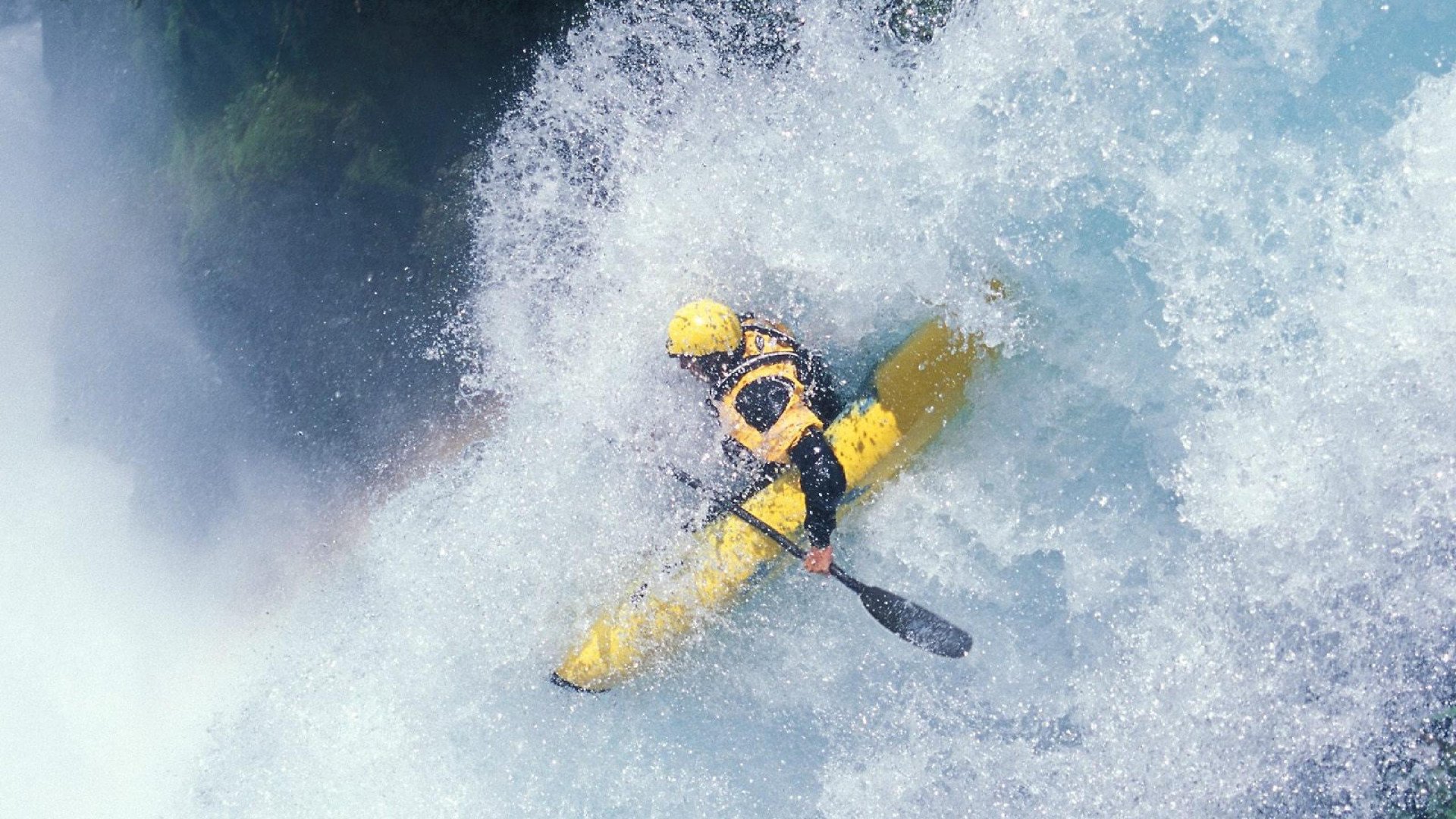 哥斯达黎加强行终结芬兰，京多安在欧冠淘汰赛接管比赛，小国雄心与老将意志的共振